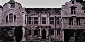 Murder at the Treasurer's House, York